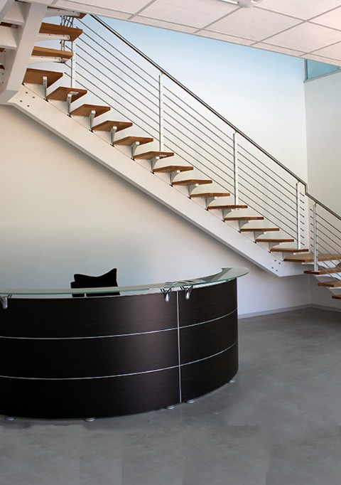 STEEL AND WOOD SINGLE BEAM STAIR WHIT STAINLESS STEEL BALUSTER